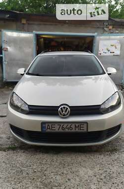 Універсал Volkswagen Jetta 2011 в Дніпрі