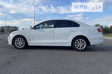 Седан Volkswagen Jetta 2014 в Кривому Розі