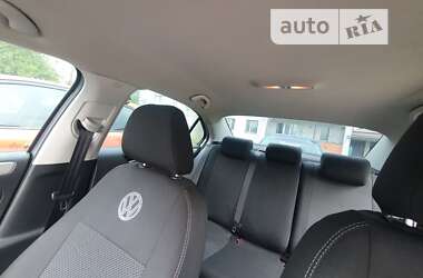 Седан Volkswagen Jetta 2014 в Варве