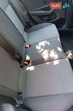 Седан Volkswagen Jetta 2020 в 