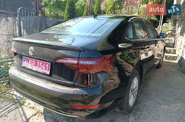 Седан Volkswagen Jetta 2020 в 
