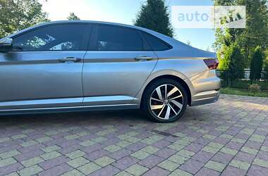 Седан Volkswagen Jetta 2019 в Жовкві
