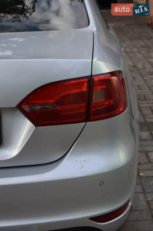 Volkswagen Jetta 2011