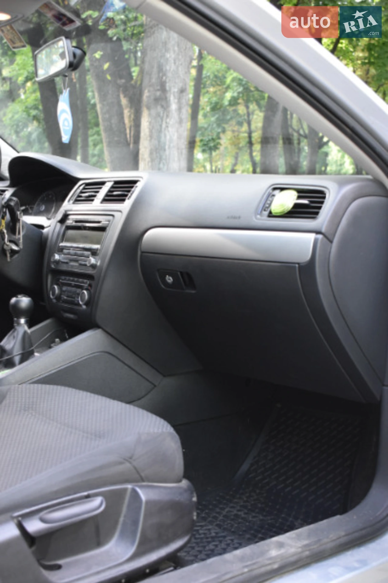 2011 Volkswagen Jetta - мініатюра 15