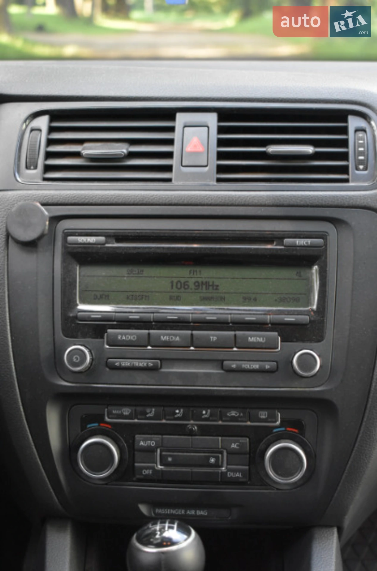 2011 Volkswagen Jetta - мініатюра 23