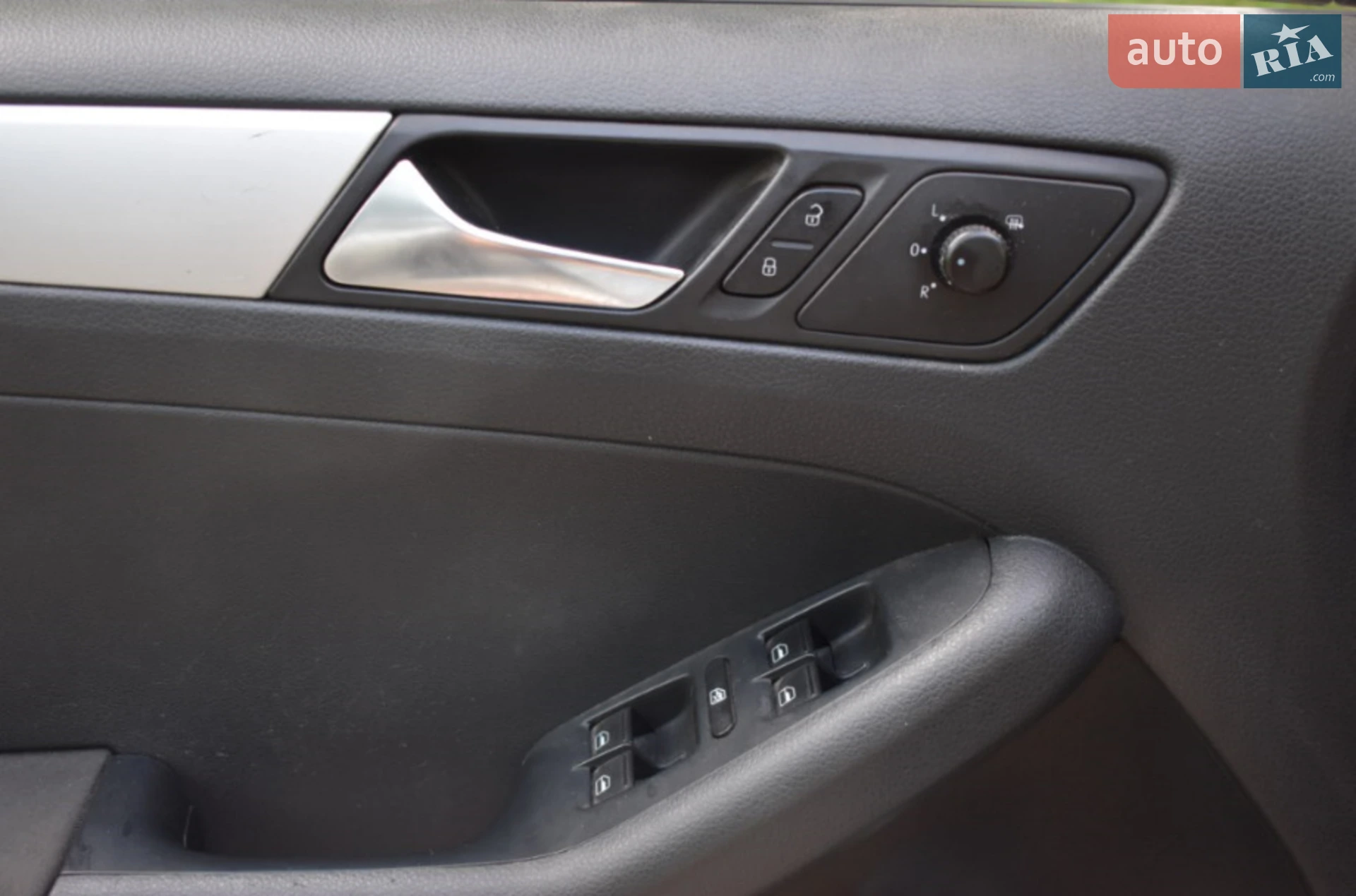 2011 Volkswagen Jetta - мініатюра 26