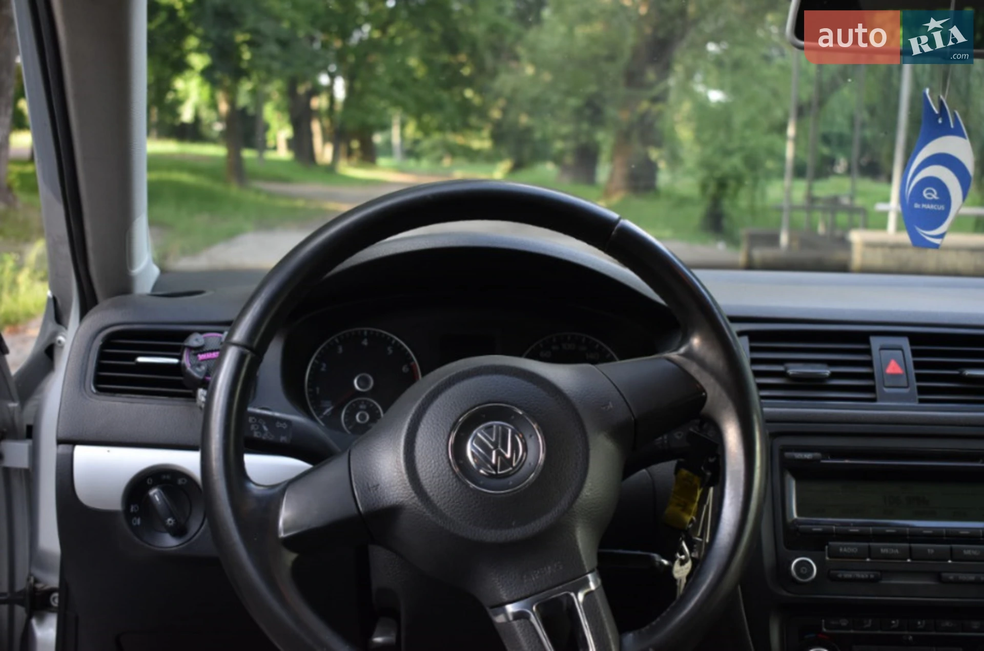 2011 Volkswagen Jetta - мініатюра 32