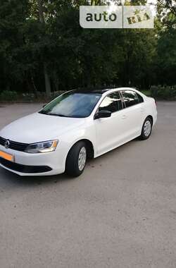 Седан Volkswagen Jetta 2011 в Луцьку