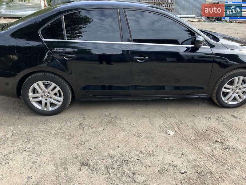 Седан Volkswagen Jetta 2017 в Києві
