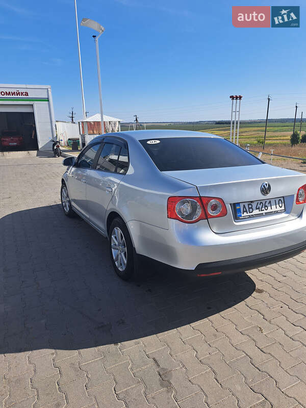 Volkswagen Jetta 2008