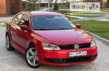 Седан Volkswagen Jetta 2012 в Ивано-Франковске