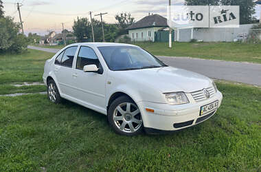 Седан Volkswagen Jetta 1999 в Чернігові