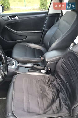 Седан Volkswagen Jetta 2012 в Измаиле