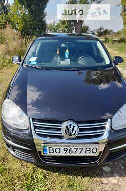 Седан Volkswagen Jetta 2009 в Тернополе