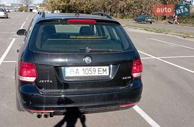 Універсал Volkswagen Jetta 2010 в Кропивницькому