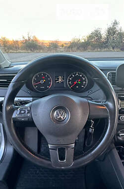 Седан Volkswagen Jetta 2013 в Кривом Роге