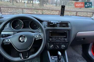 Седан Volkswagen Jetta 2015 в Сумах