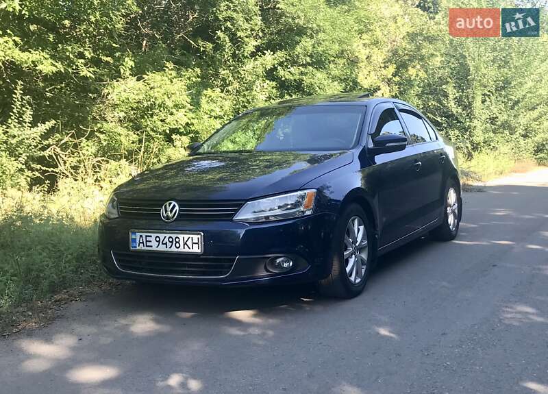 Седан Volkswagen Jetta 2012 в Кам'янському