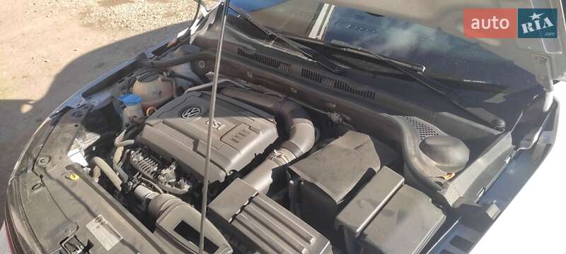 Седан Volkswagen Jetta 2017 в Ивано-Франковске