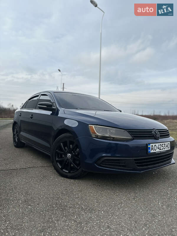 Седан Volkswagen Jetta 2014 в Виноградові