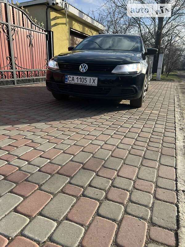 Седан Volkswagen Jetta 2012 в Черкассах