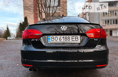 Седан Volkswagen Jetta 2012 в Тернополе