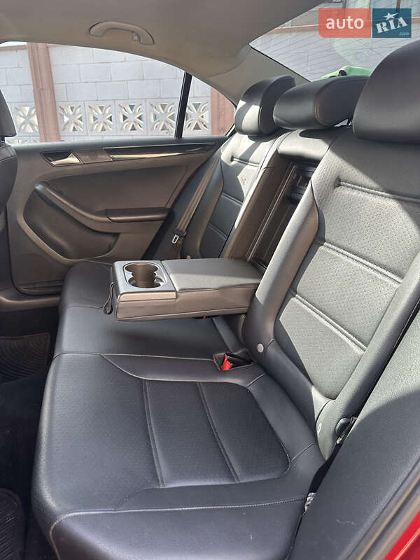 Седан Volkswagen Jetta 2017 в Одесі