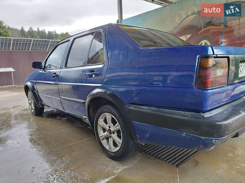 Седан Volkswagen Jetta 1989 в Верховині