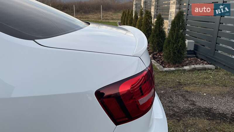 Седан Volkswagen Jetta 2014 в Хусті