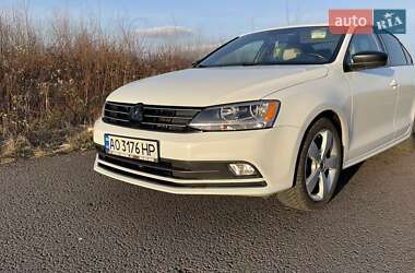 Седан Volkswagen Jetta 2014 в Хусте