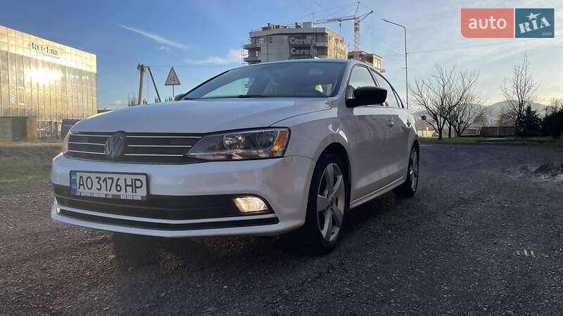 Седан Volkswagen Jetta 2014 в Хусті