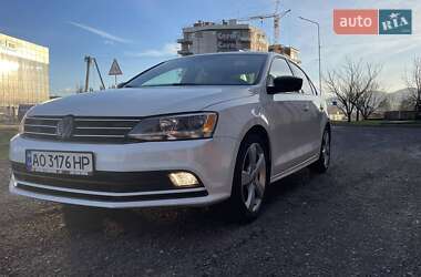 Седан Volkswagen Jetta 2014 в Хусте