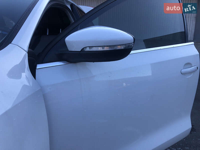 Седан Volkswagen Jetta 2015 в Мукачево