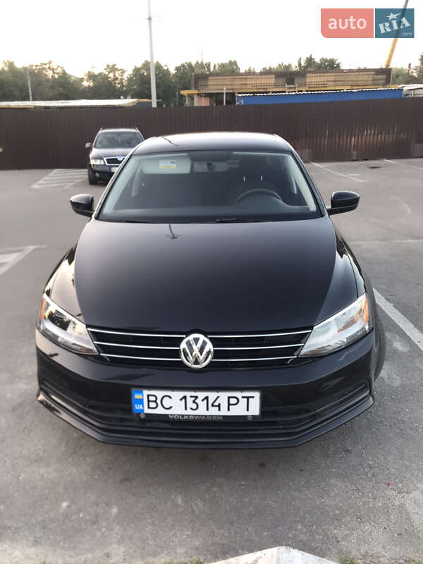 Седан Volkswagen Jetta 2016 в Львові