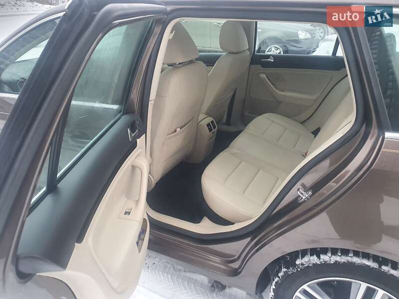 Універсал Volkswagen Jetta 2013 в Києві