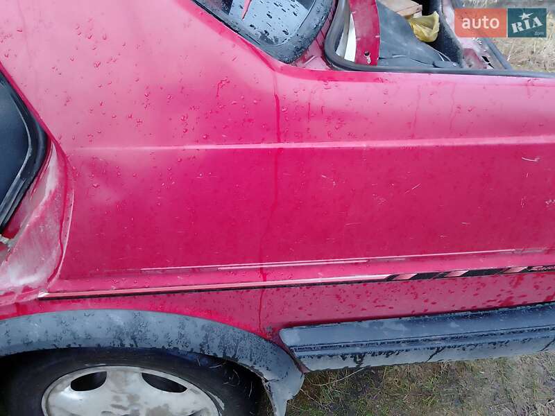 Седан Volkswagen Jetta 1989 в Вижниці