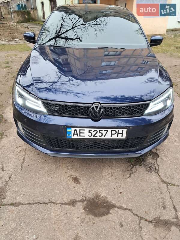 Седан Volkswagen Jetta 2012 в Покрове