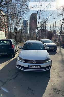 Седан Volkswagen Jetta 2016 в Харькове
