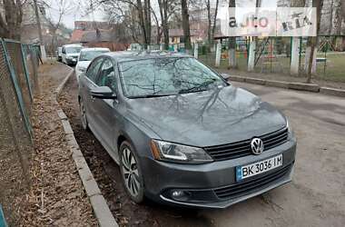 Седан Volkswagen Jetta 2012 в Ровно