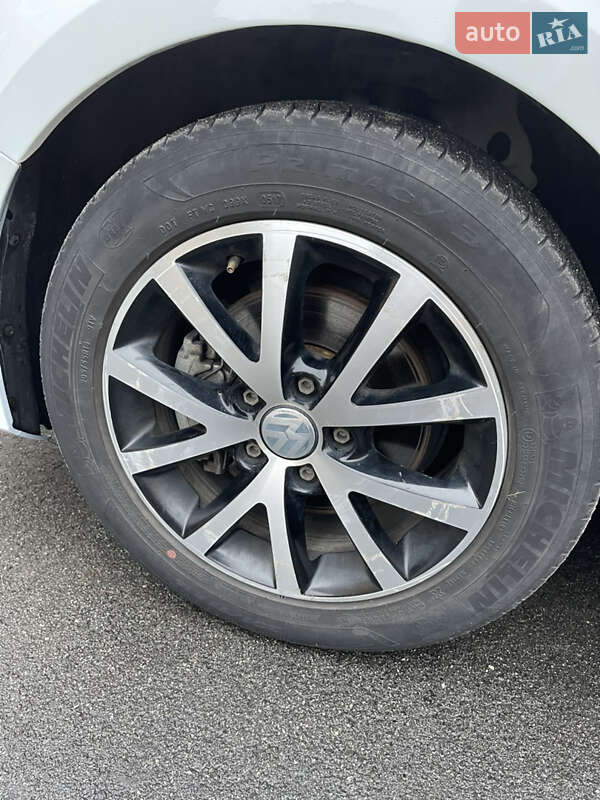 Седан Volkswagen Jetta 2017 в Киеве фото 10 Седан Volkswagen Jetta 2017 в Киеве