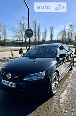 Седан Volkswagen Jetta 2012 в Харькове