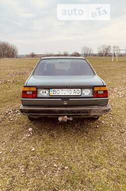 Седан Volkswagen Jetta 1988 в Чорткове