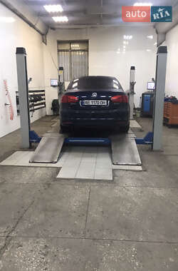 Седан Volkswagen Jetta 2011 в Днепре