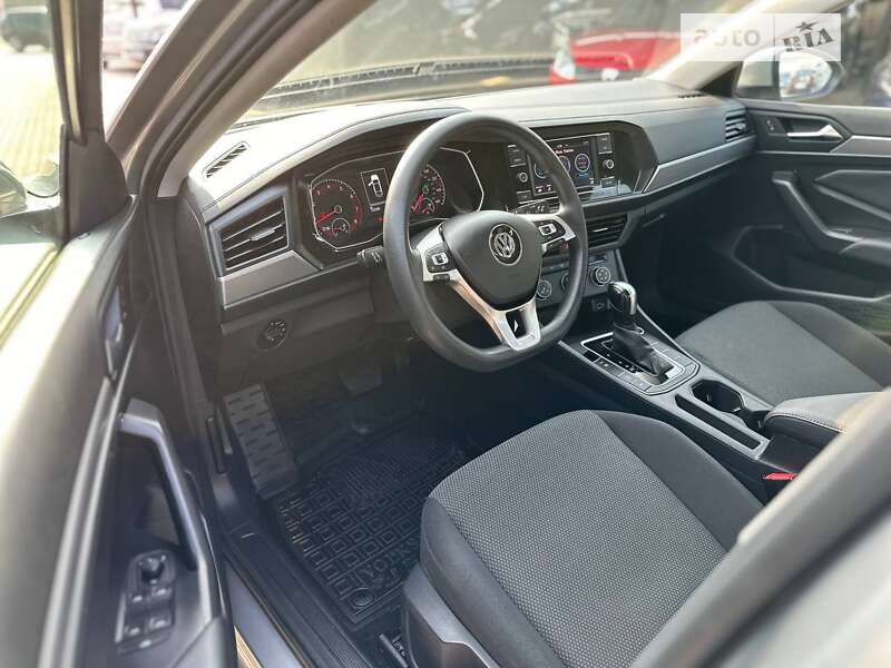 Седан Volkswagen Jetta 2019 в Кривом Роге