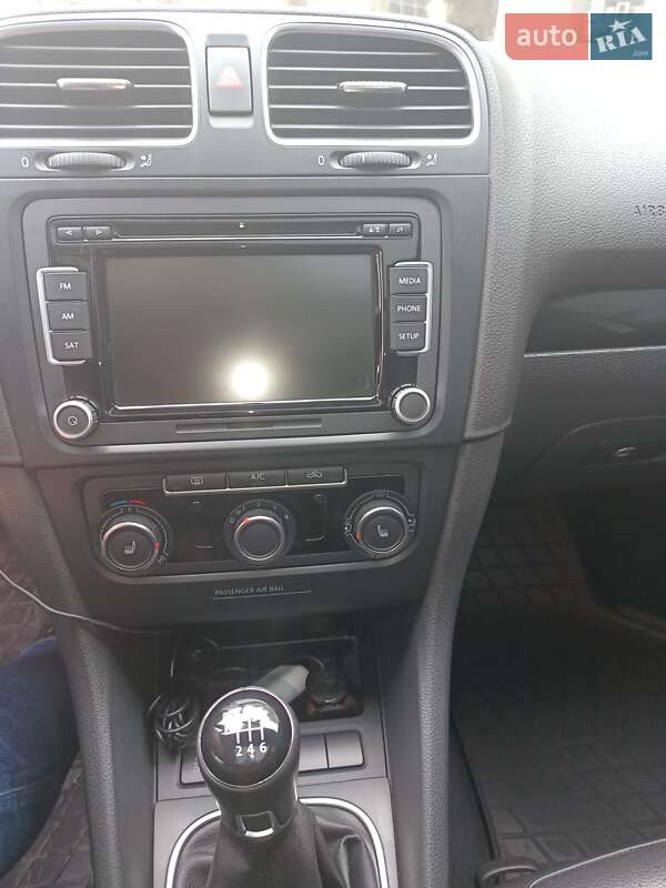 Универсал Volkswagen Jetta 2013 в Одессе