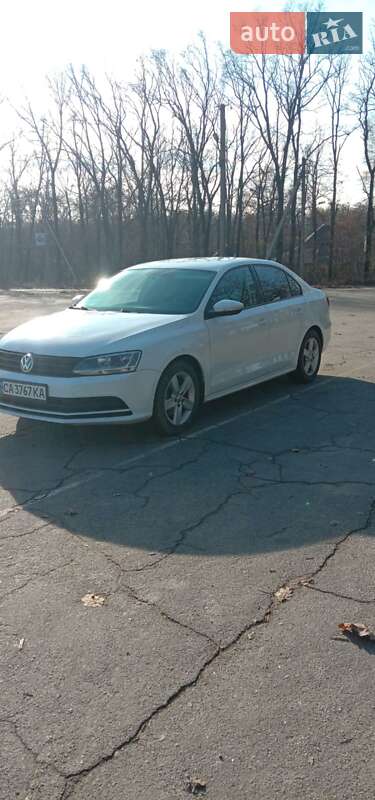 Седан Volkswagen Jetta 2016 в Умани фото 4 Седан Volkswagen Jetta 2016 в Умани