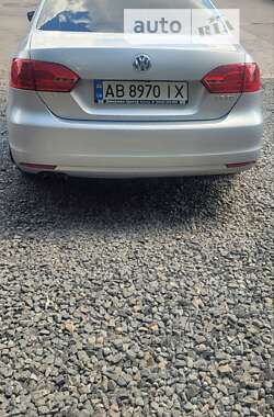 Седан Volkswagen Jetta 2012 в Виннице