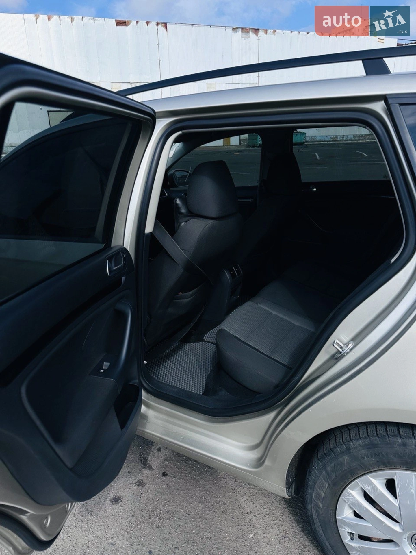 2012 Volkswagen Jetta - мініатюра 17