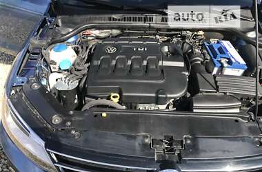 Седан Volkswagen Jetta 2015 в 
