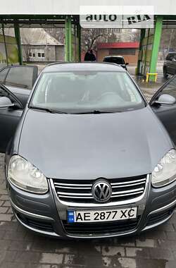 Седан Volkswagen Jetta 2008 в Дніпрі